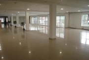 Аренда офисного помещения 300 метров в  административном здании.